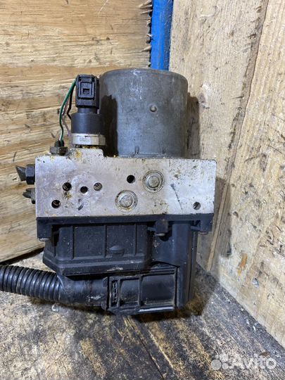 Блок ABS Ford Mondeo 3 3S712C405AC Арт. 669