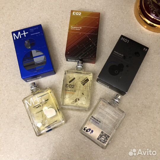 Escentric molecules molecules 01 02