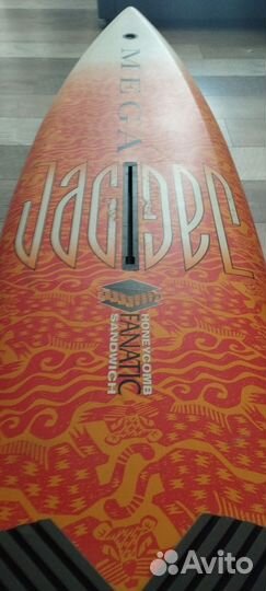 Доска для виндсерфинга Fanatic + родной плавник