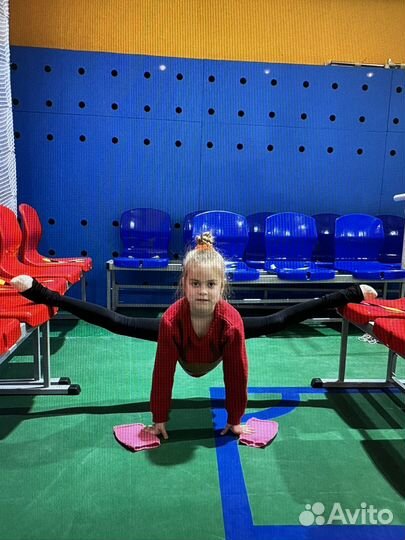 Тренер по художественной гимнастике