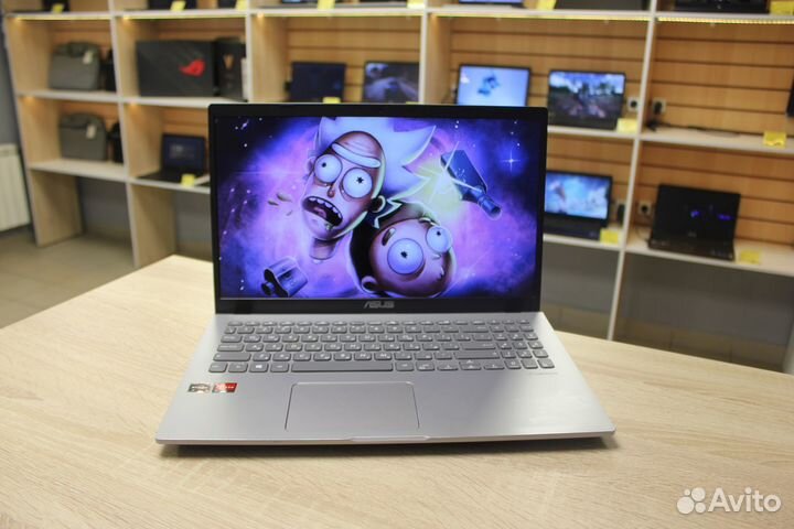 Ноутбук Asus AMD Ryzen 3. Ram 8gb. (SSD M.2) 256GB