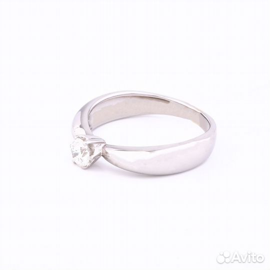 Кольцо золотое с бриллиантом
