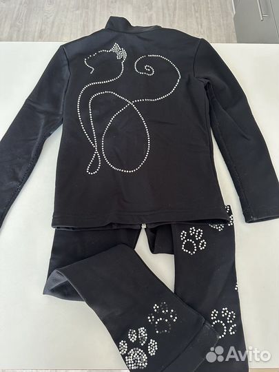 Тренировочный костюм доя фигурного катания 98-104