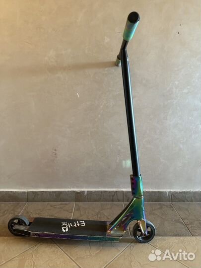 Самокат трюковой