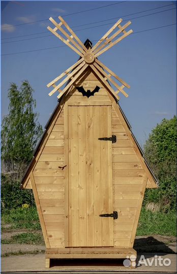Дачный туалет деревянный SUN340