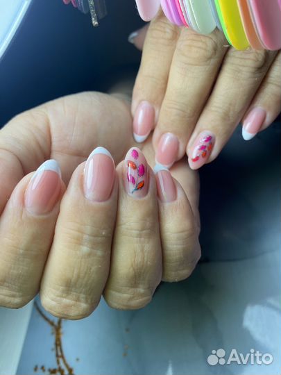 Маникюр ногтей с укреплением