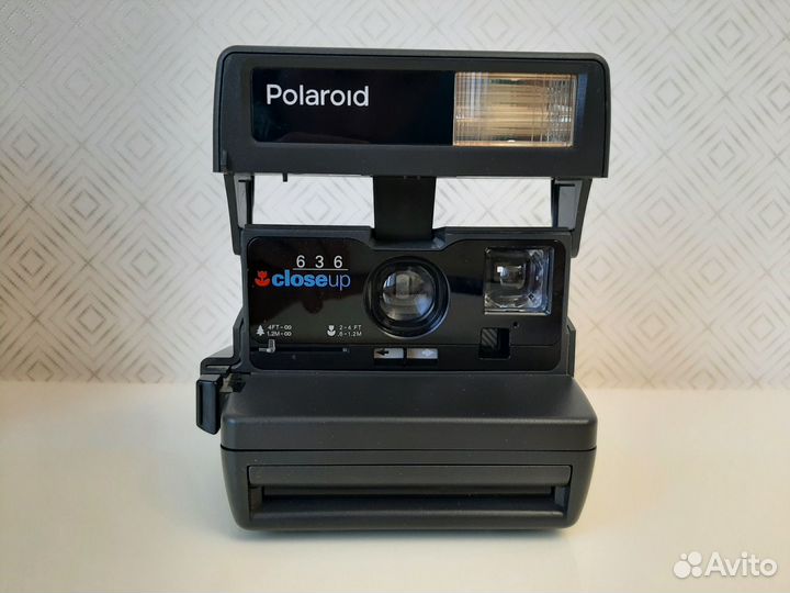 Плёночный фотоаппарат Polaroid 636 closeup