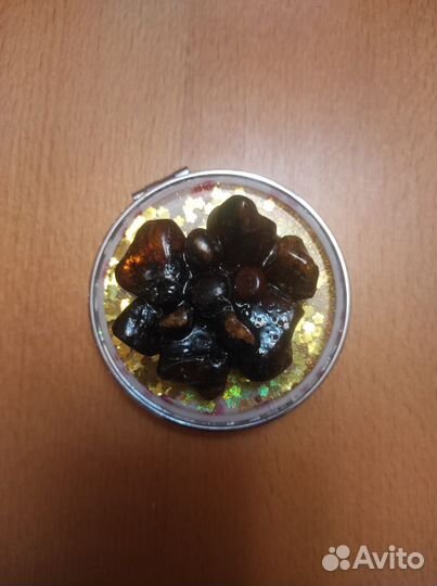 Зеркало янтарь