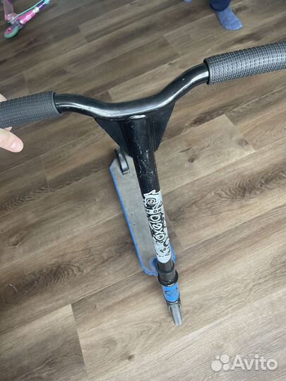 Трюковой самокат oxelo