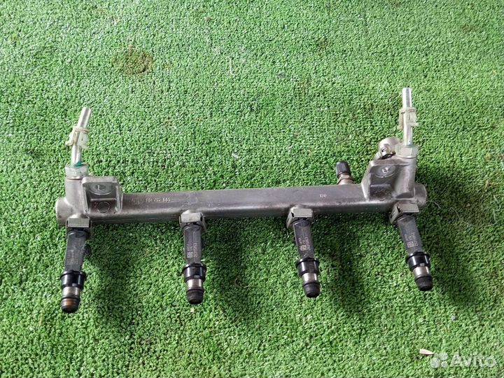 Топливная рампа с форсунками T20sed Chevrolet