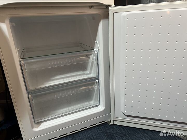 Холодильник bosch черный полностью рабочий