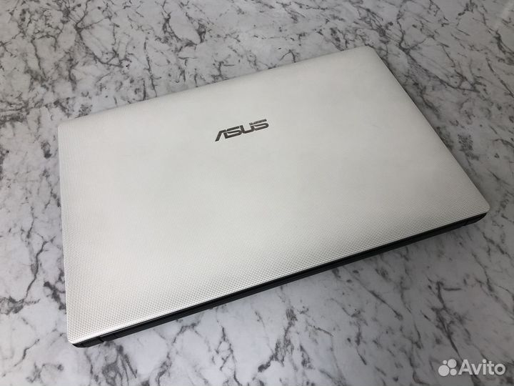 Asus X501U/AMD E2-1800 APU/RAM 4gb/SSD128gb
