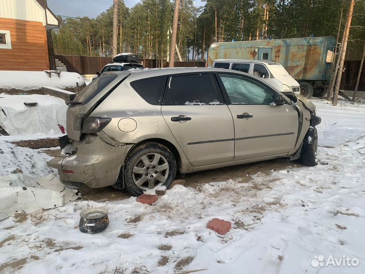 Mazda 3 1.6 МТ, 2008, битый, 100 000 км