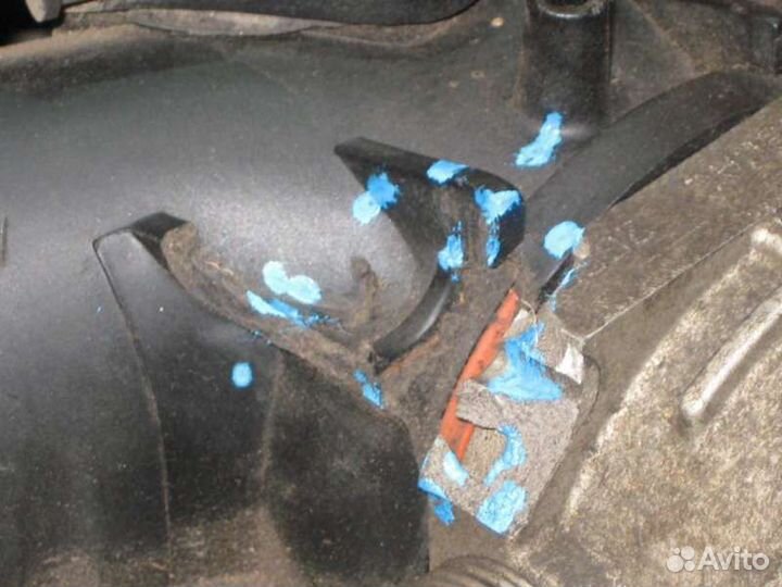 Впускной коллектор Dodge Intrepid 2