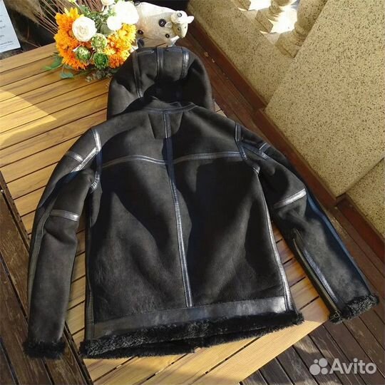 Мужская натуральная дубленка с капюшоном