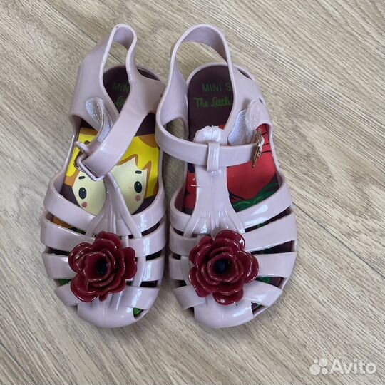 Туфли сандали для девочки mini melissa