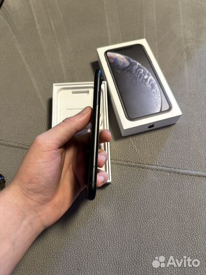 iPhone Xr, 128 ГБ