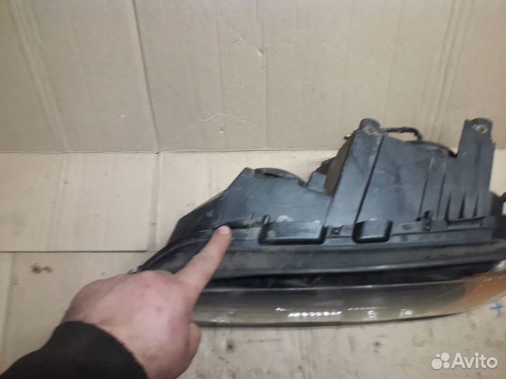 Фара левая BMW X5 (E53)