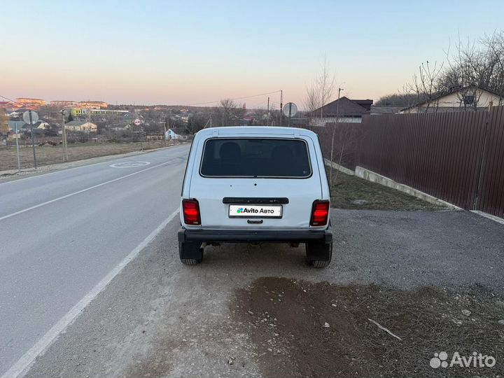 LADA 4x4 (Нива) 1.7 МТ, 1998, 230 000 км