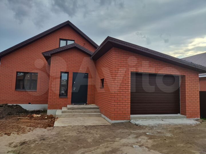 Коттедж 105 м² на участке 6 сот.