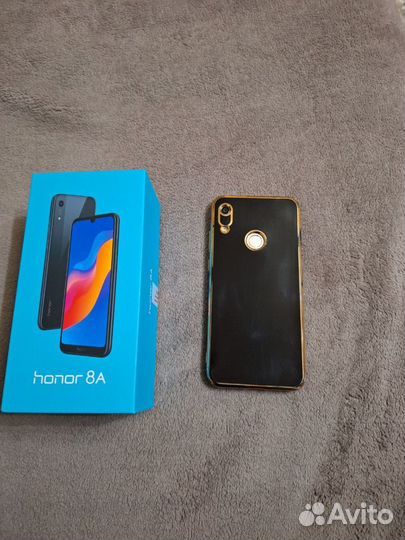 HONOR 8A, 2/32 ГБ