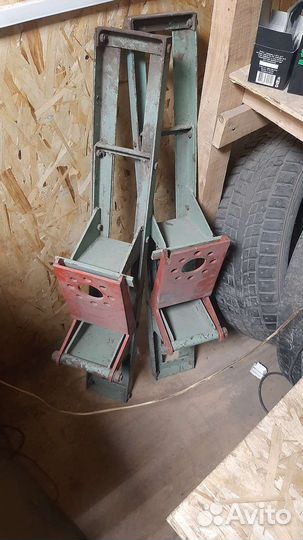 Опрокидыватель дляавтомобиля