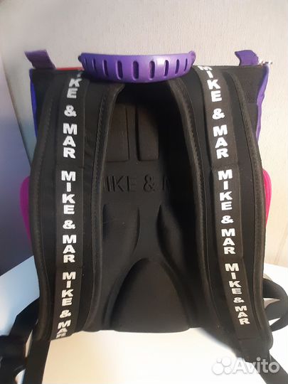 Продаю рюкзак Mike&Mar школьный для девочки
