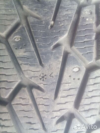 Nokian Tyres Hakkapeliitta 7 245/45 R18