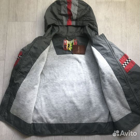 Курточка детская
