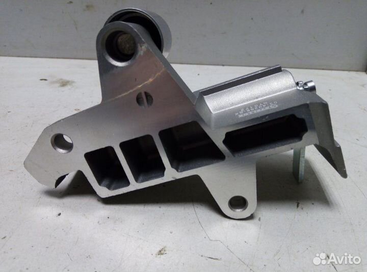 Ролик генератора Volkswagen Passat B5 1996-2005