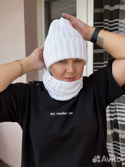 Комплект ручной работы (шапка и снуд)