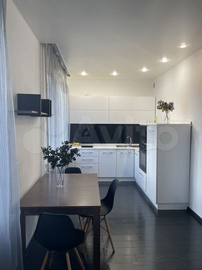 2-к. квартира, 75,2 м², 8/9 эт.