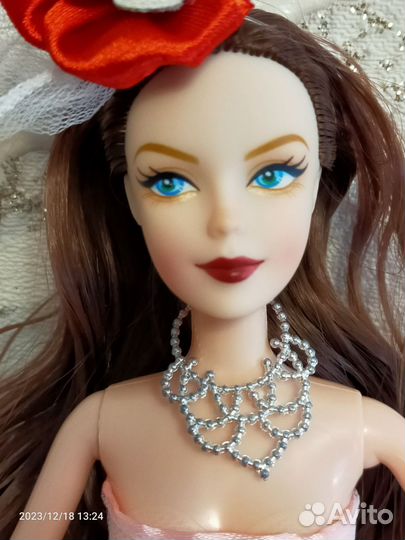 Кукла Рапунцель тип Барби, шарнирная, новая
