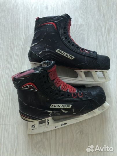 Коньки хоккейные