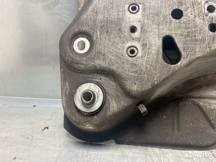 Балка подмоторная Renault Laguna II 2001-2008