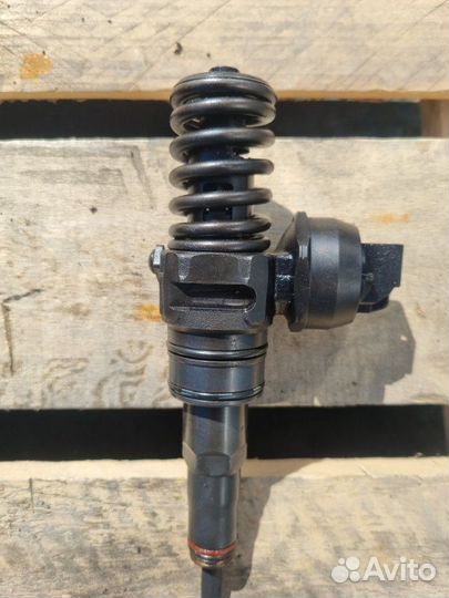 Насос-форсунка Volkswagen Transporter