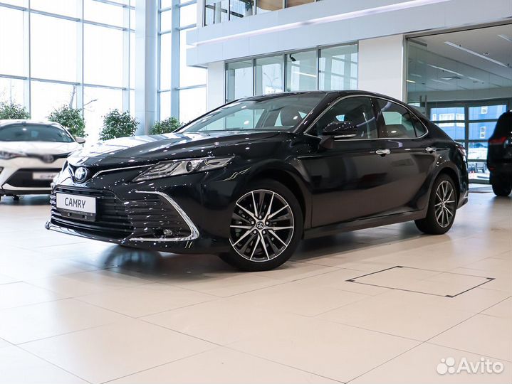 Toyota Camry, 2023