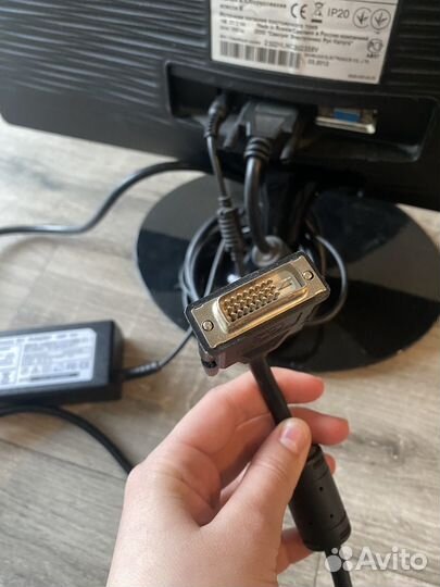 Монитор Samsung LS22B300