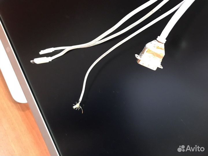 Apple HD cinema display a1083