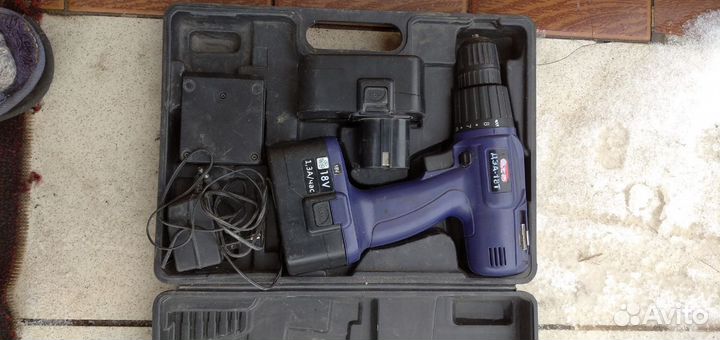 Продам шуруповерт