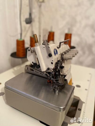 Оверлок промышленный