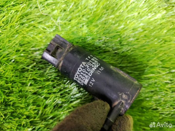 Моторчик бачка омывателя Toyota Carina E AT190L