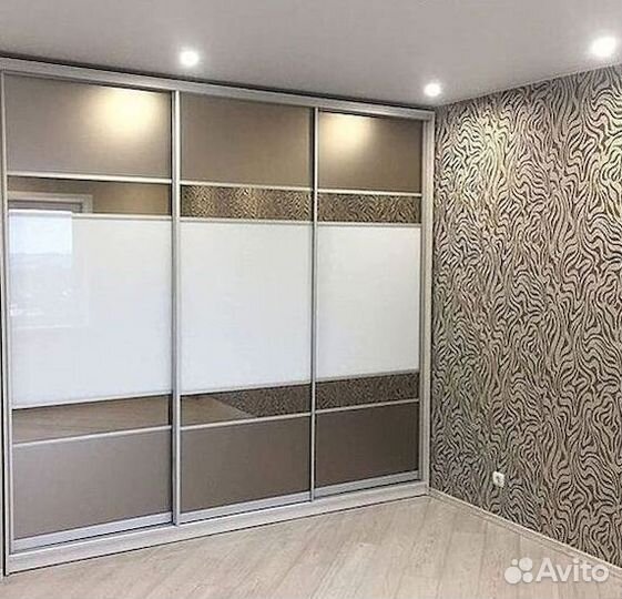 Шкаф стенка