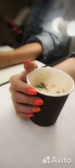 Педикюр, маникюр М.Большивиков Российский пр 14