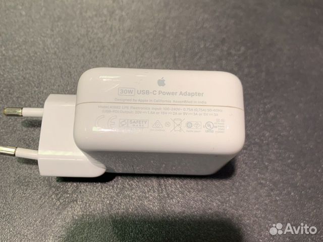 30W USB-C Power Adapter Apple