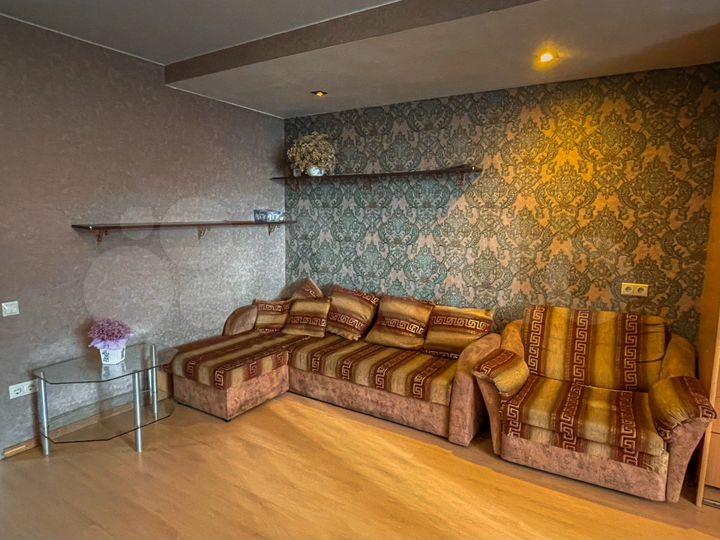 1-к. квартира, 54 м², 1/14 эт.