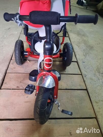 Детский трехколесный велосипед