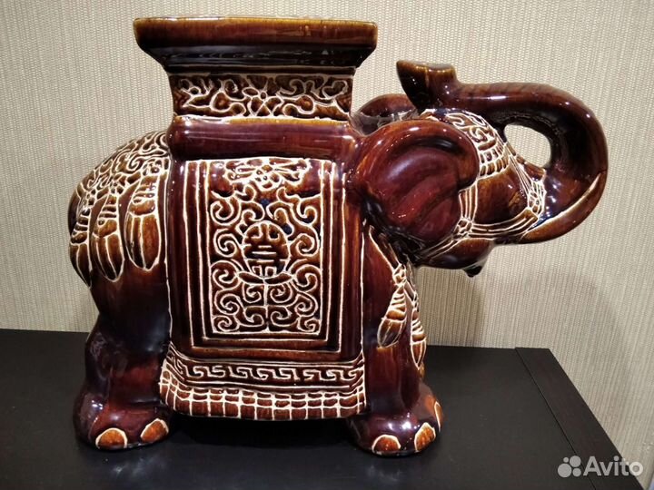 Подставка под цветы