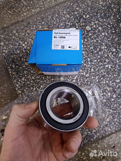 Подшипник ступицы передний Audi 80, Skoda Superb