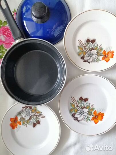 Сотейник эмалированный